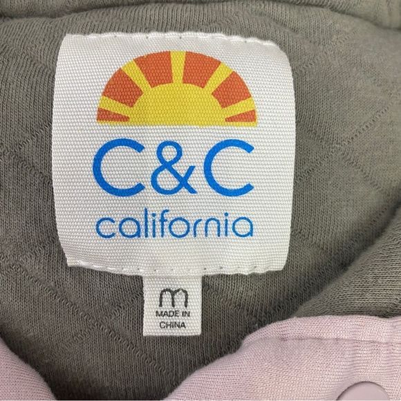 C & C California Quilted Long Sleeve Snap Neck Shirt Size Medium - Picture 7 of 9